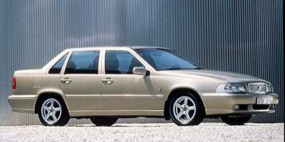 1999 Volvo S70 Sedan 4d Expert Reviews Pricing Specific More Pictures